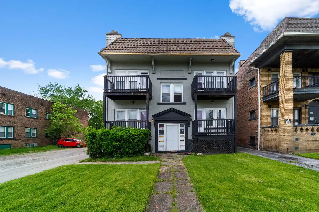 3416 E 139th St unit Unit 5 – photo 1