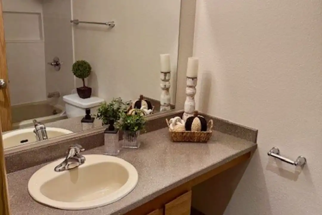 8585 SW Pfaffle St unit 852504 - Widok 2