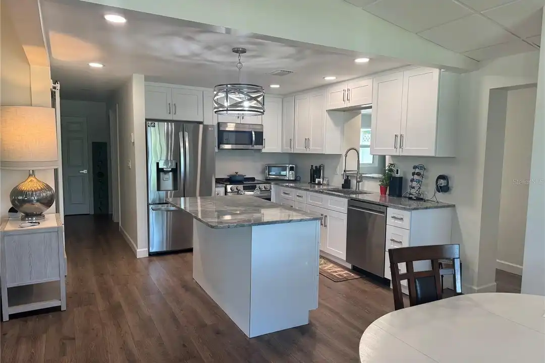 377 39th Ave - View 4