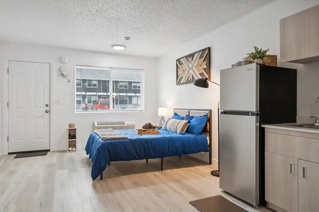 Cascade Ridge Apartments - View 2