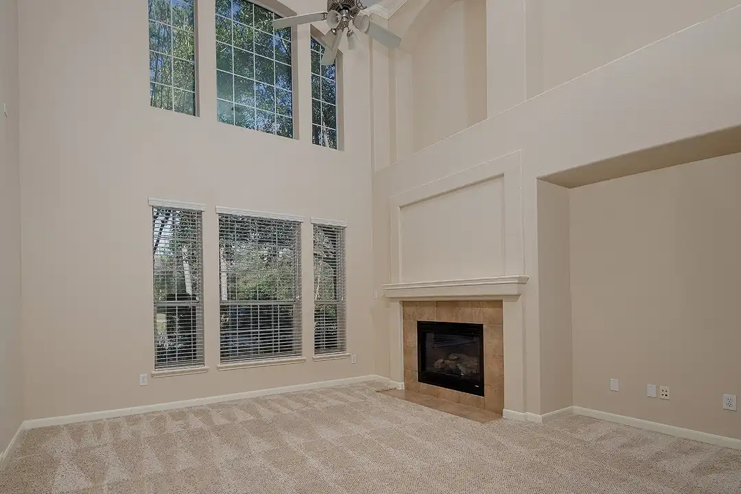 50 E Pipers Green St - View 5