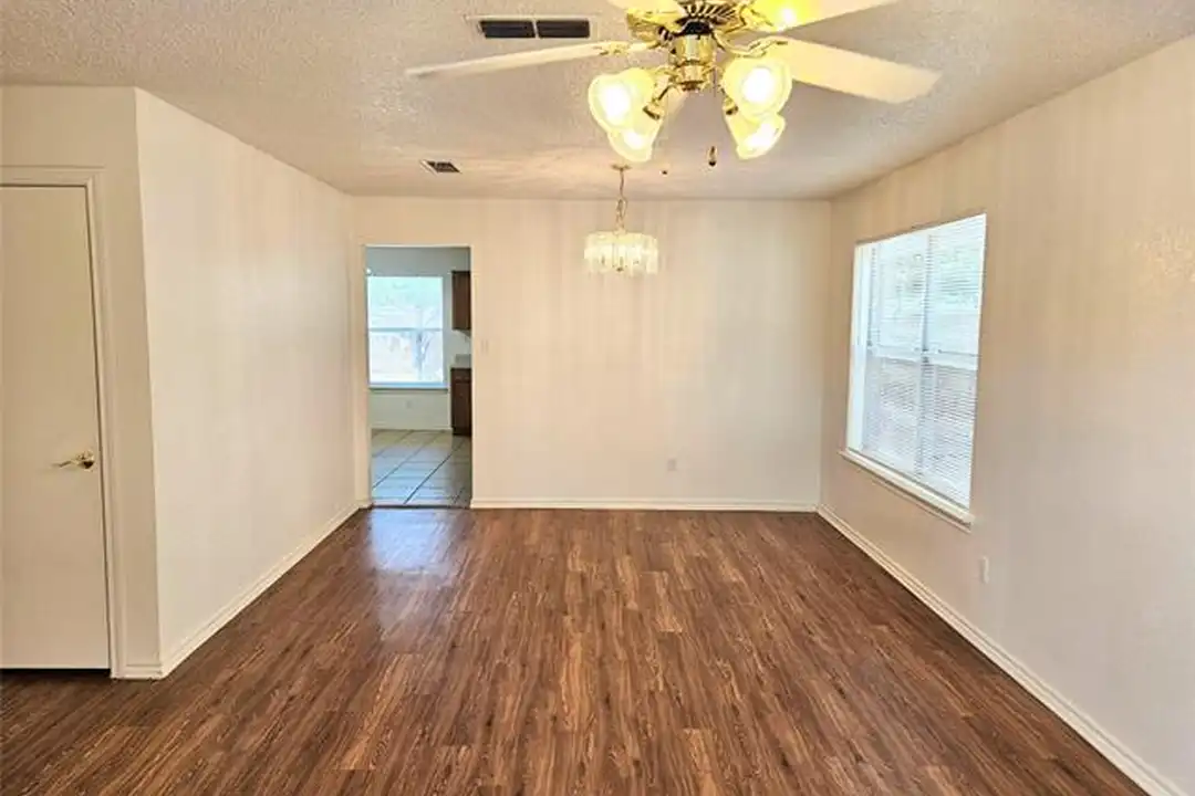 8405 3 Bars Dr - View 3