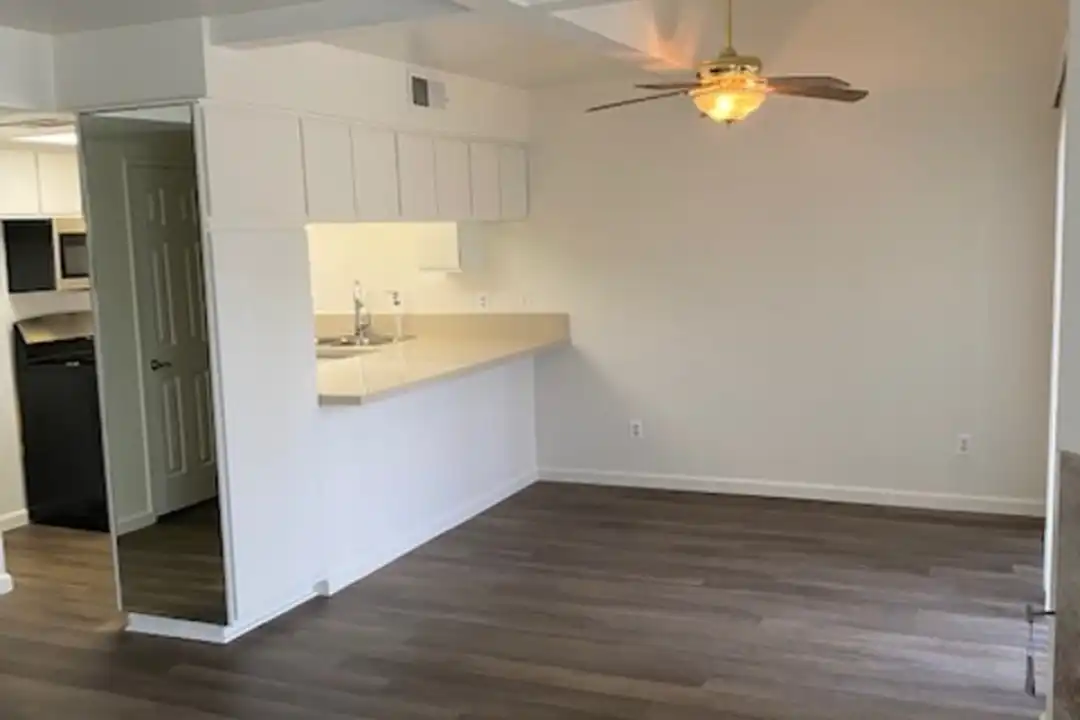 73720 Shadow Mountain Dr unit 1 - View 5