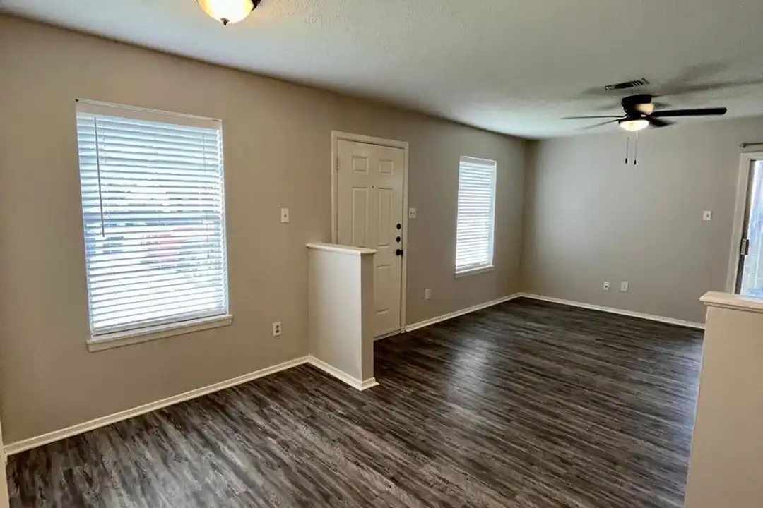 1404 Rescue Ct - View 6