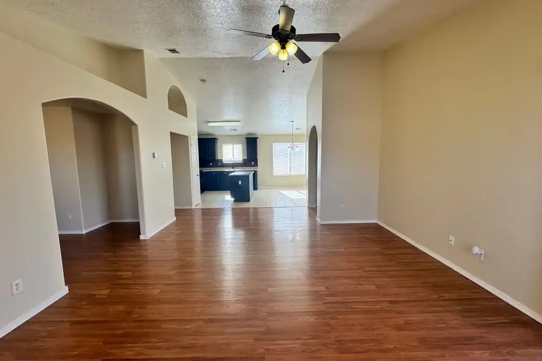 511 Blue Sage Ave SW - View 4