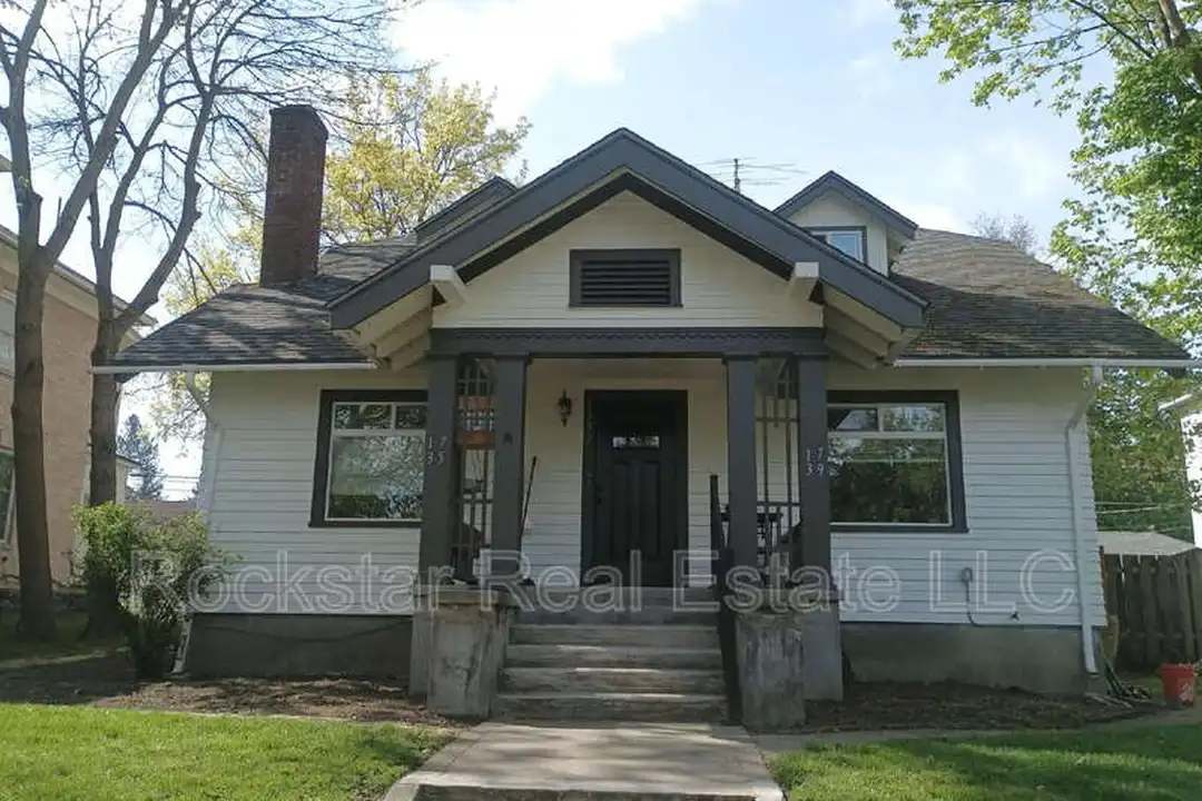 1739 W Tenth Ave – photo 1