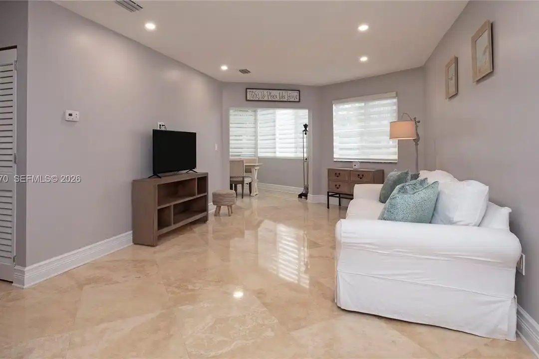 1723 NE Miami Gardens Dr #235 - View 4