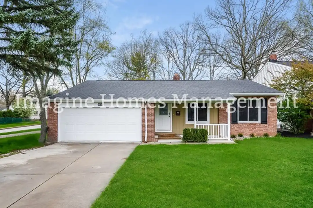 6645 Forest Glen Ave – photo 1