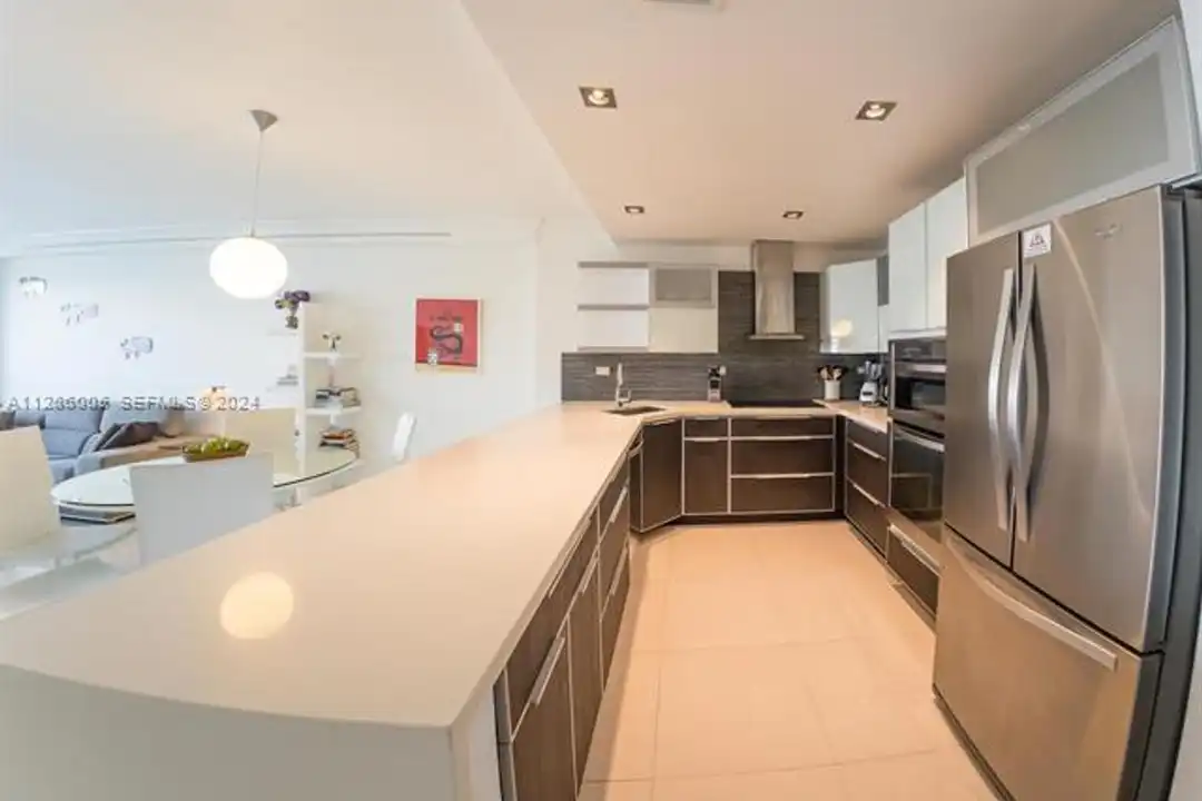 1206 Collins Ave unit 5601 Collins Ave #1206 - More