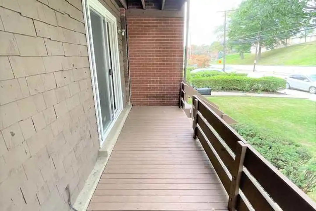 6350 Forward Ave unit 17 – photo 1