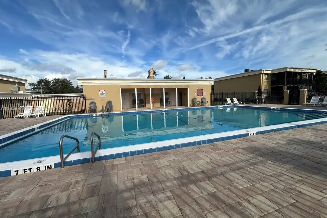 1000 Lake of the Woods Blvd #E204 - More