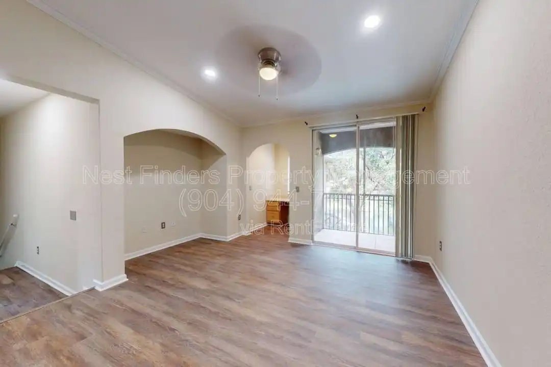 10075 Gate Pkwy N unit 1013 – další