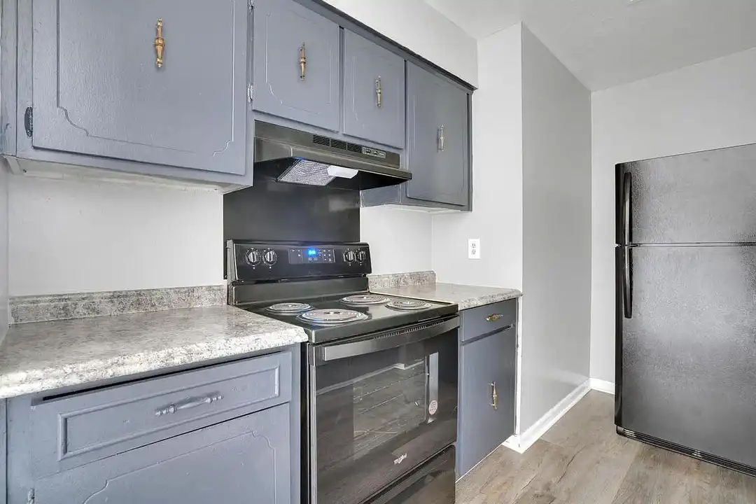 Valor Pointe Apartments – photo 1