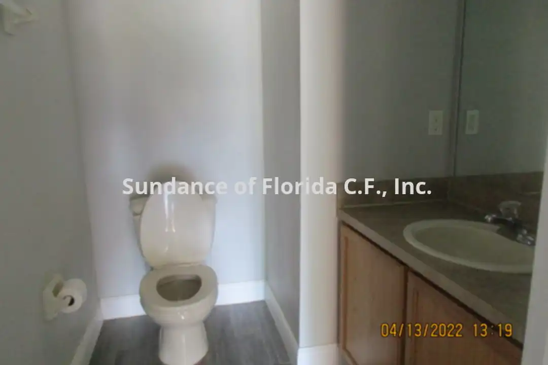 3098 Ashland Ln N - View 3