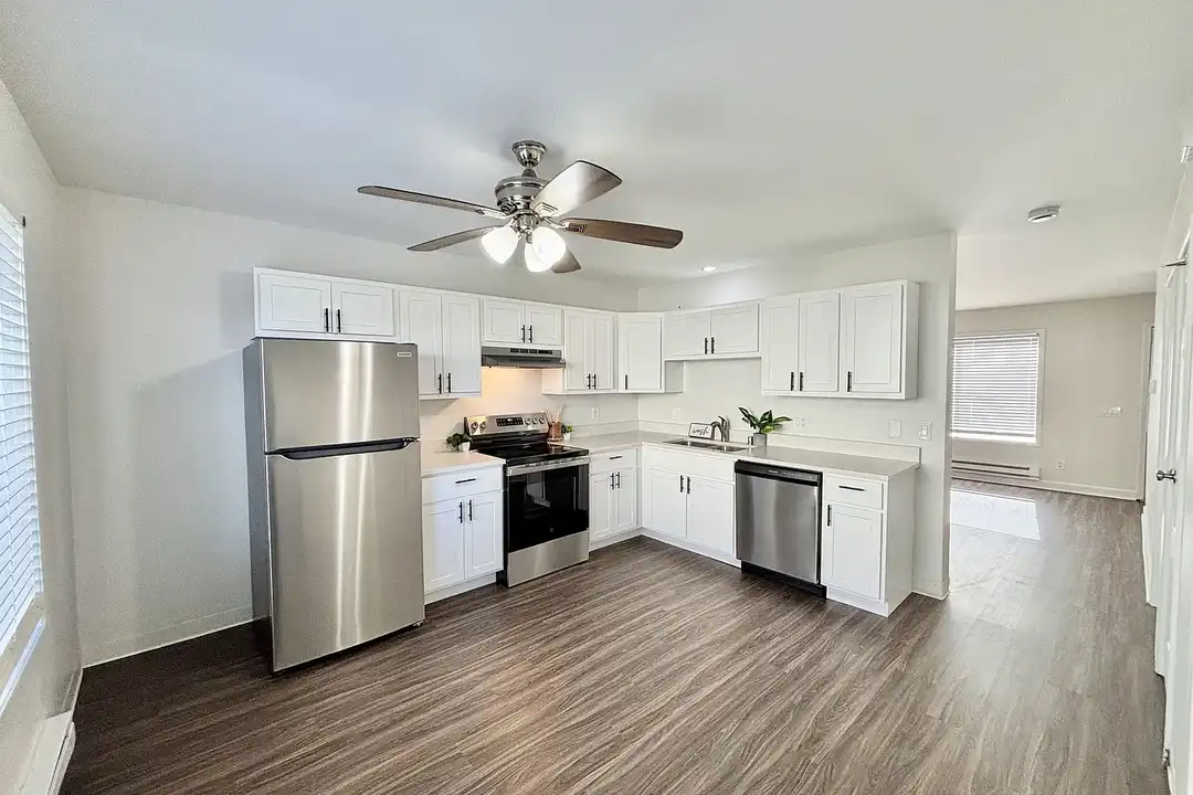 Sundale Townhomes – photo 1
