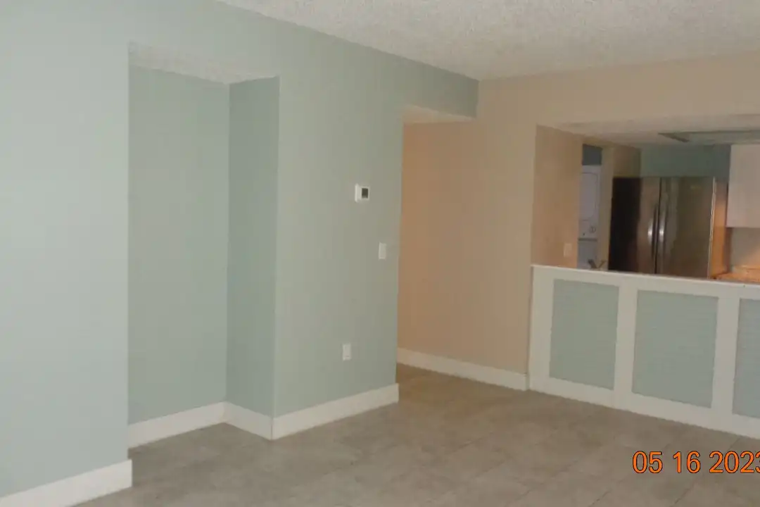 6727 Congress St – photo 1