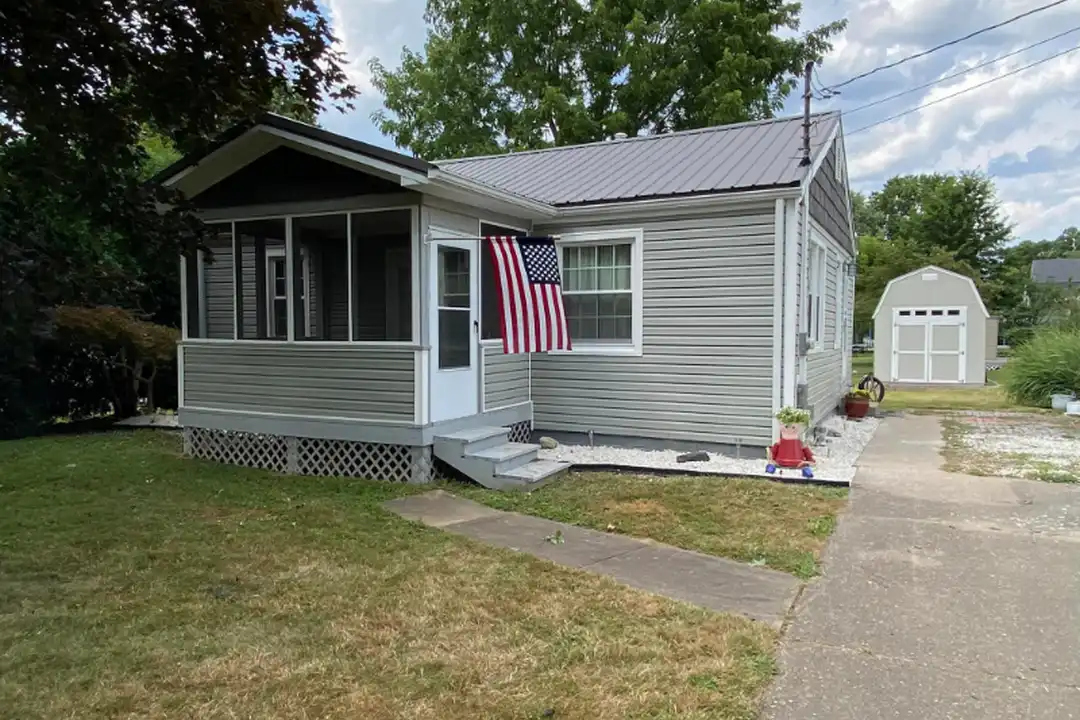 309 55th St – photo 1 of 6
