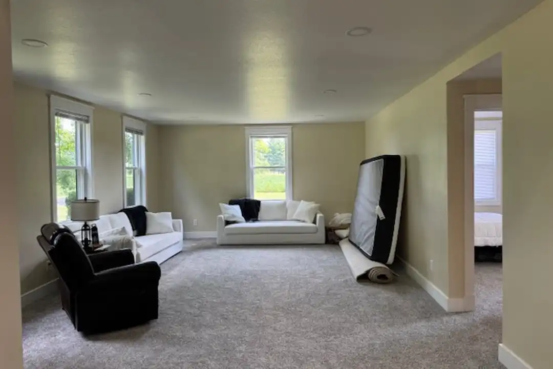 9411 Addison Rd – photo 1 of 30