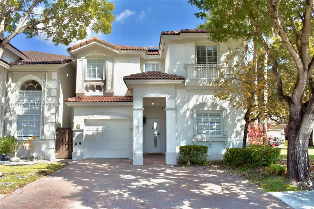 6763 NW 107th Pl - View 6