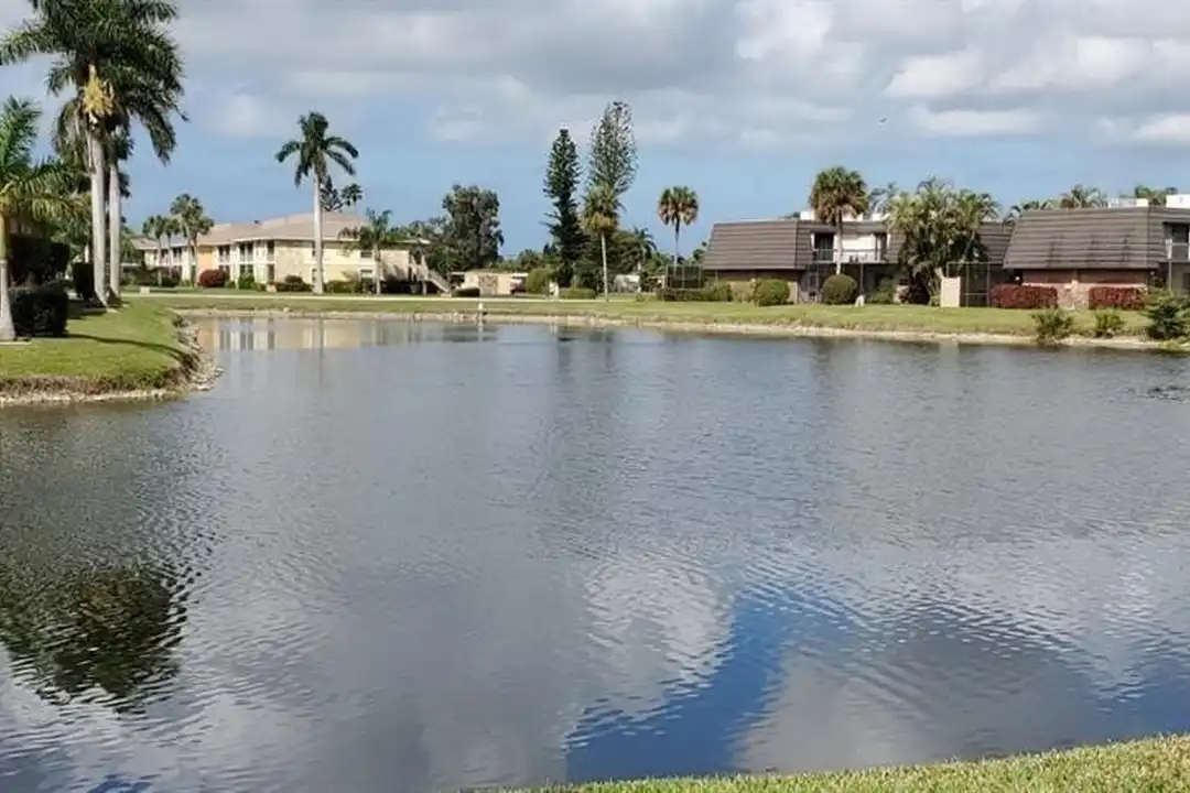 4410 Chantelle Dr #H-205 - View 2