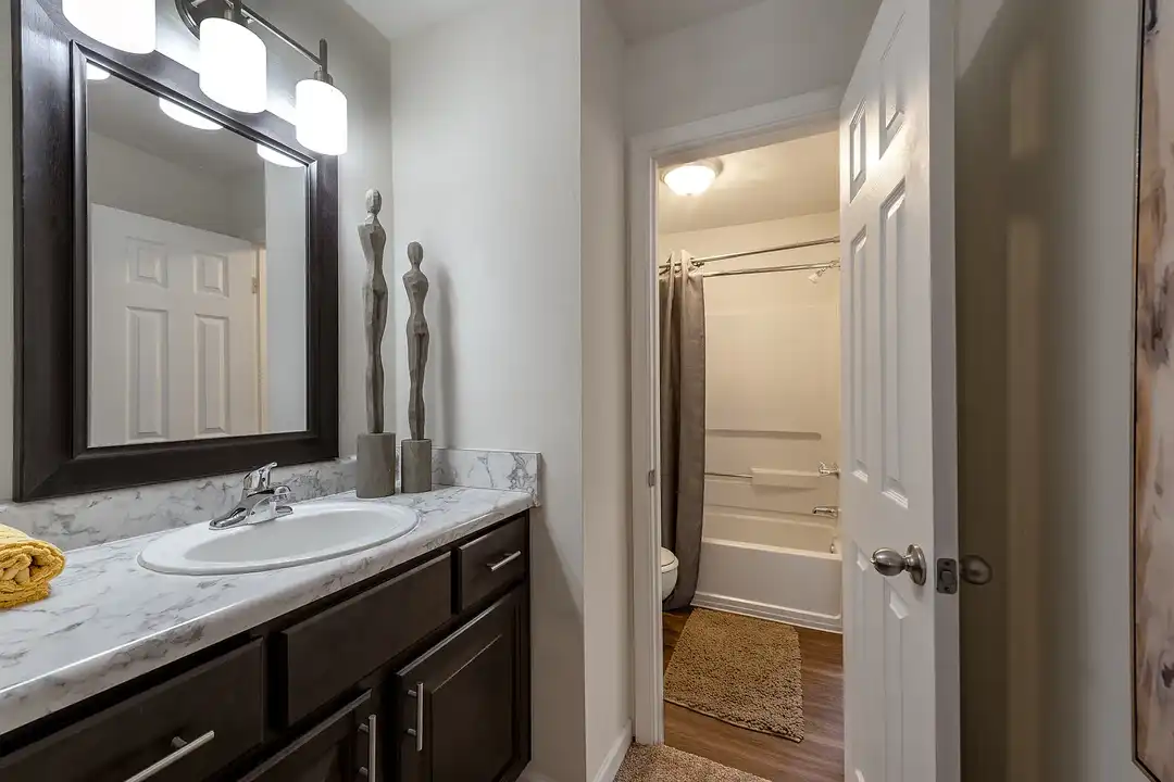SouthRidge Apartments and Townhomes - View 6