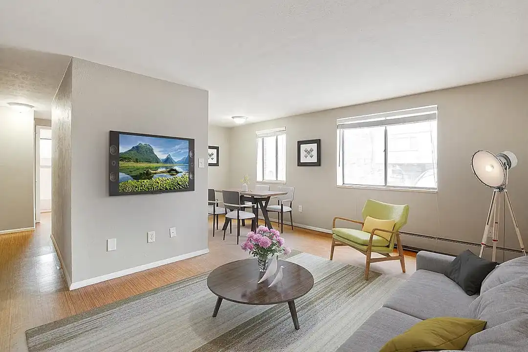 Topaz Apartments - View 2