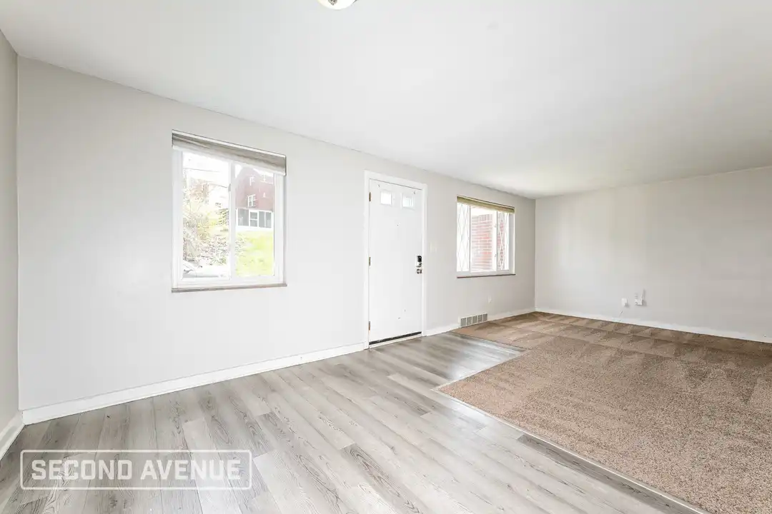 220 Briarwood Dr - View 6