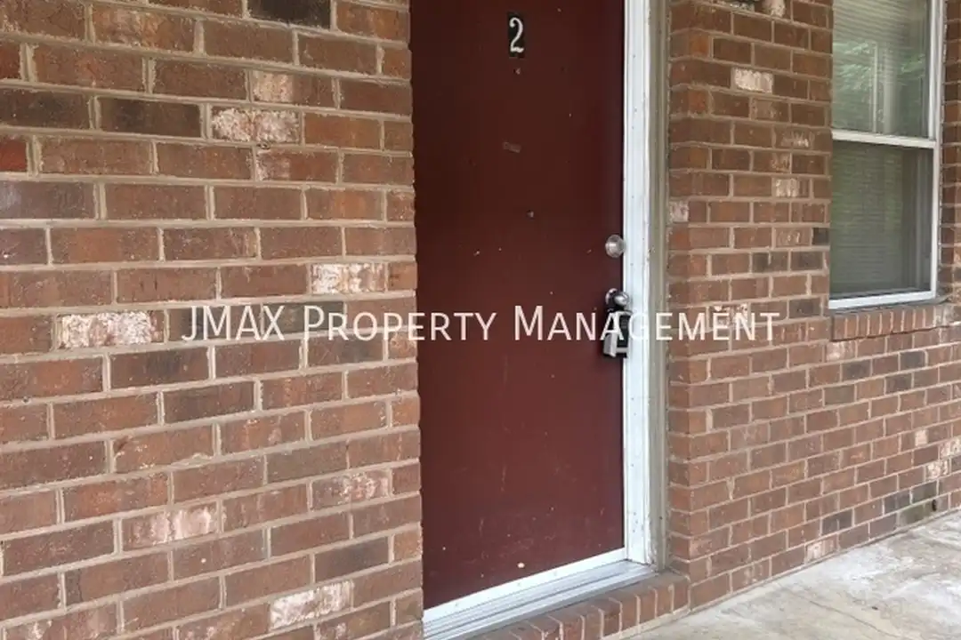 321 9th St unit 2 – photo 1 of 11