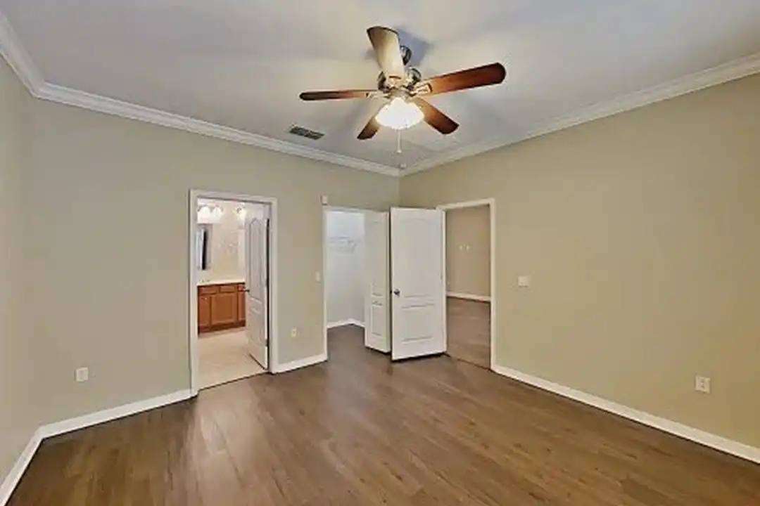 1414 Canopy Oaks Dr - View 3