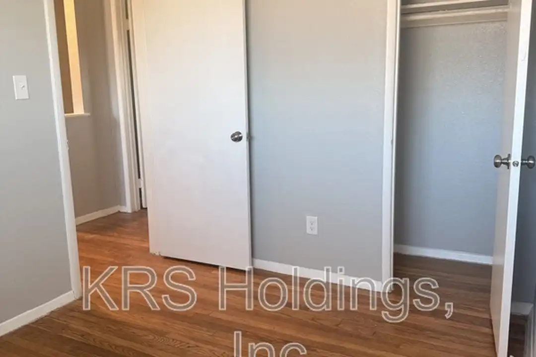 4101 Newsome Dr - View 4