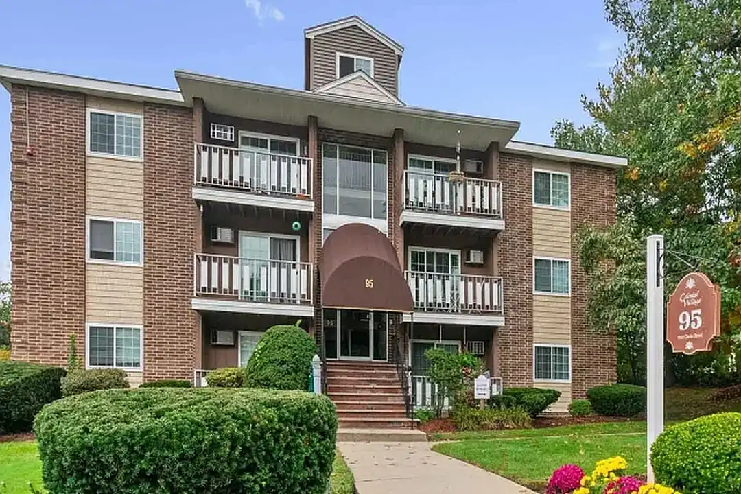Colonial Village Apartments - View 3