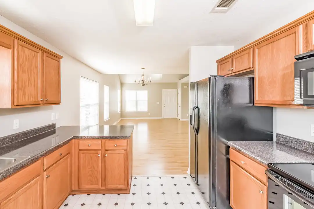 1202 Elisha Ct - View 5