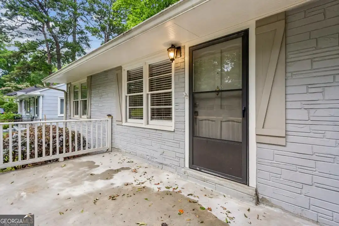 1910 La Dawn Ln NW - View 4