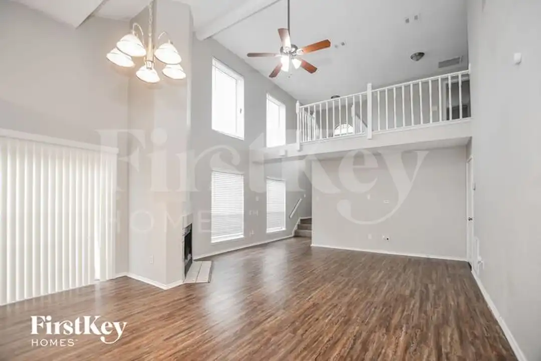 5116 Wedgewood Dr - View 5