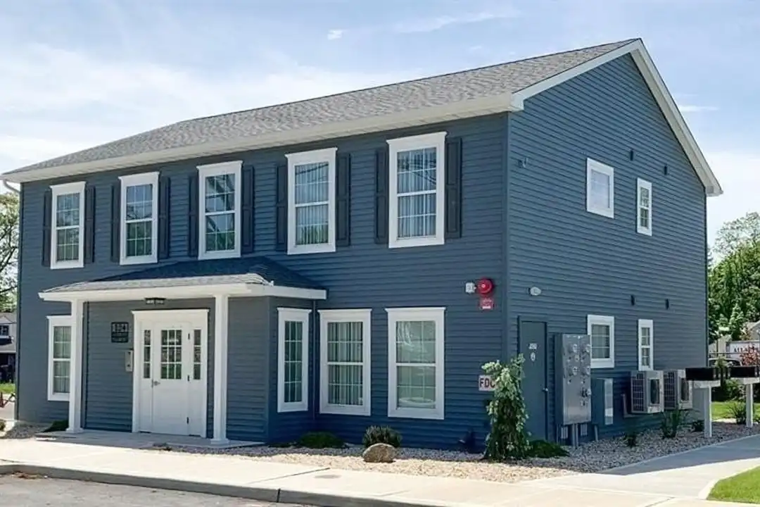25 Polk St – photo 1 of 10
