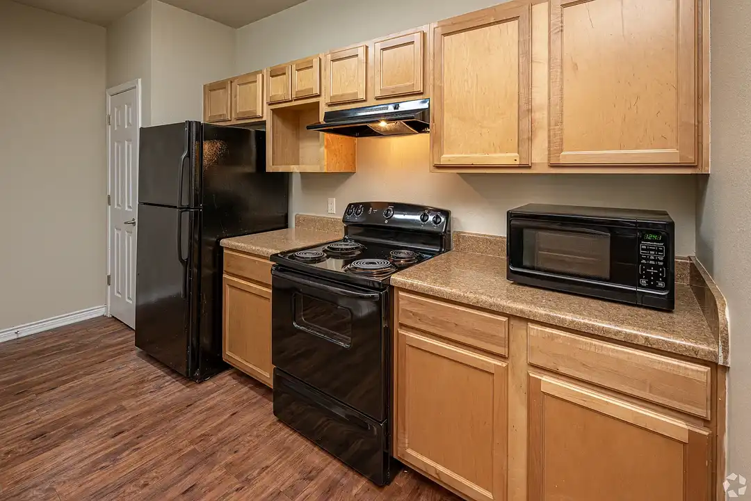 North Shore - 200 Long St - Slidell, LA | Rent.