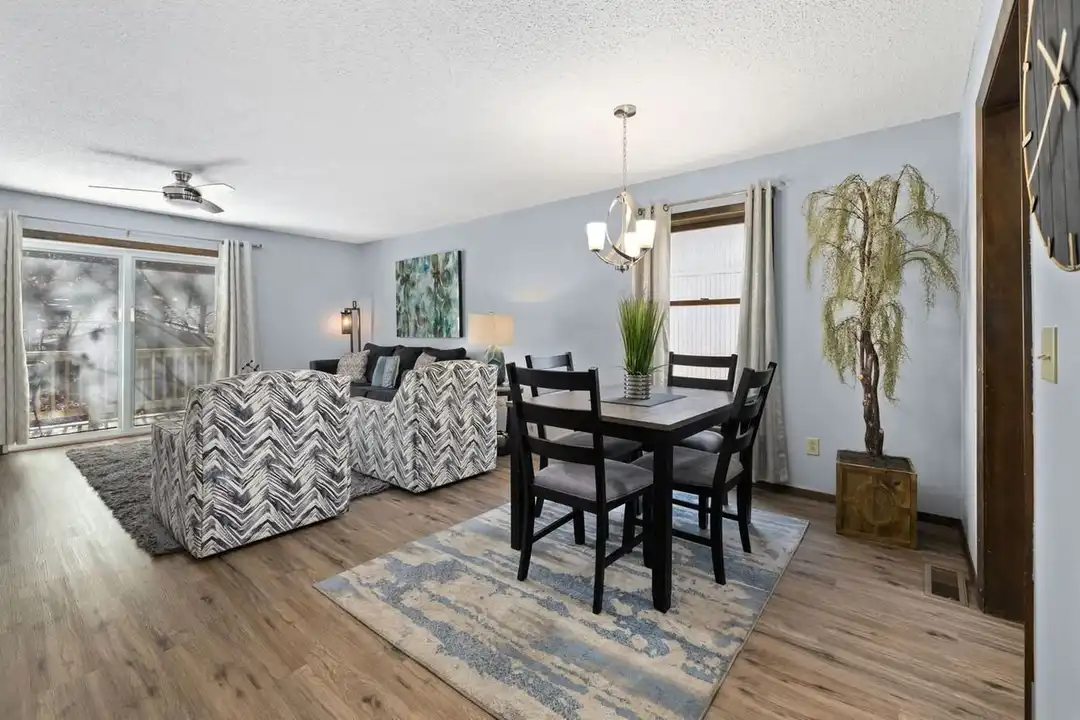 9 August Ln unit 1363327P - View 3