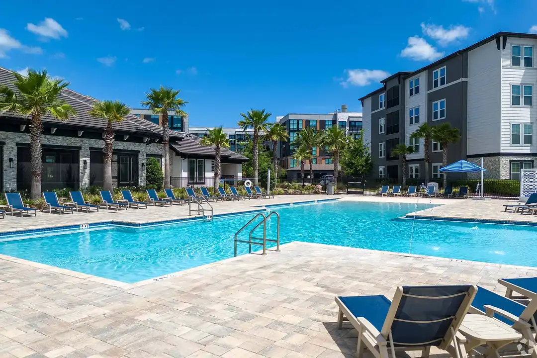 The Oasis at Town Center – pohled 5
