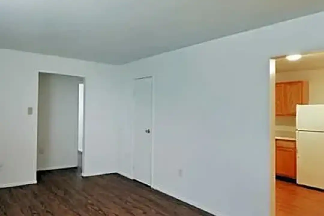 Meadows of Xenia Apartments – photo 1 of 5