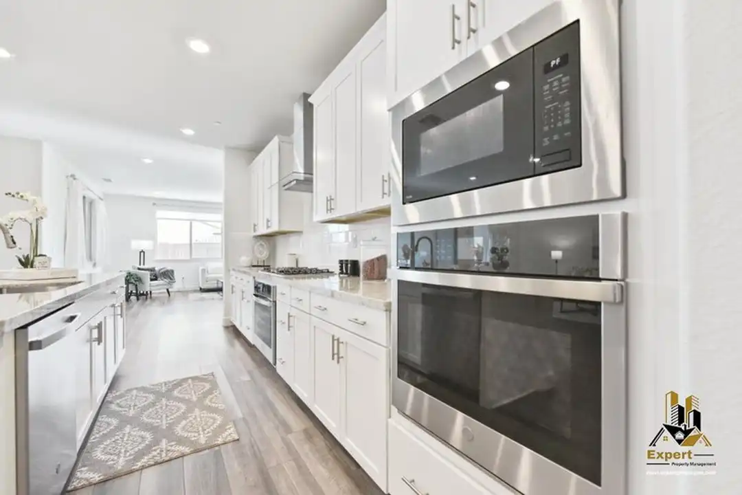 4040 Swing Way - View 4