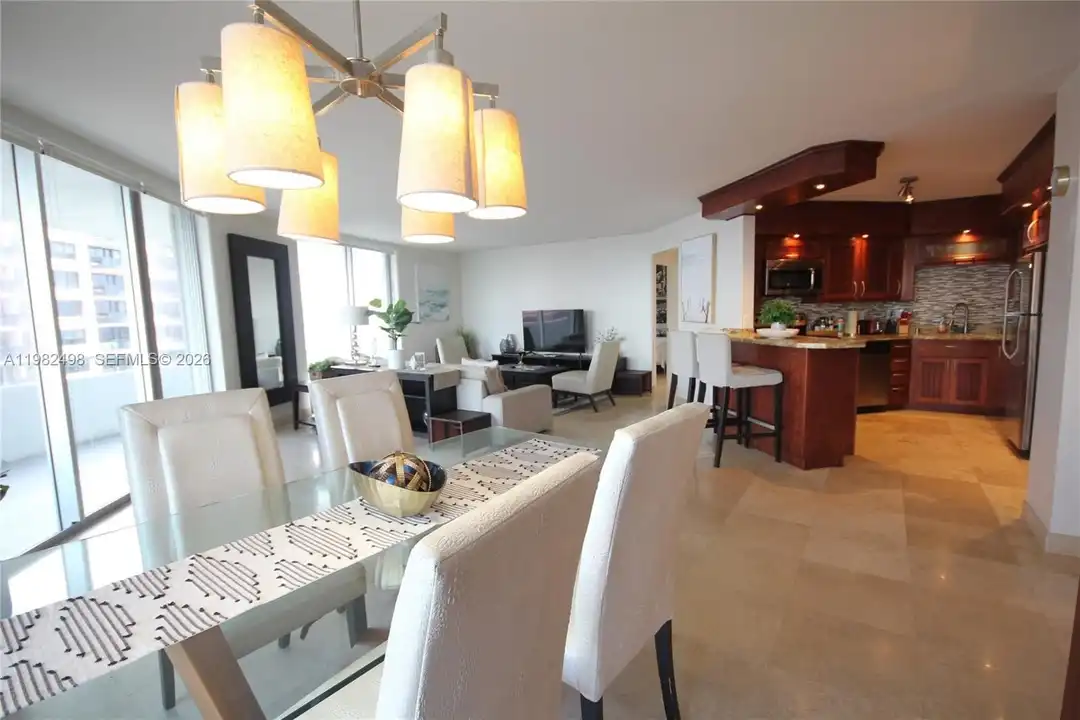 5161 Collins Ave #1004 - View 6