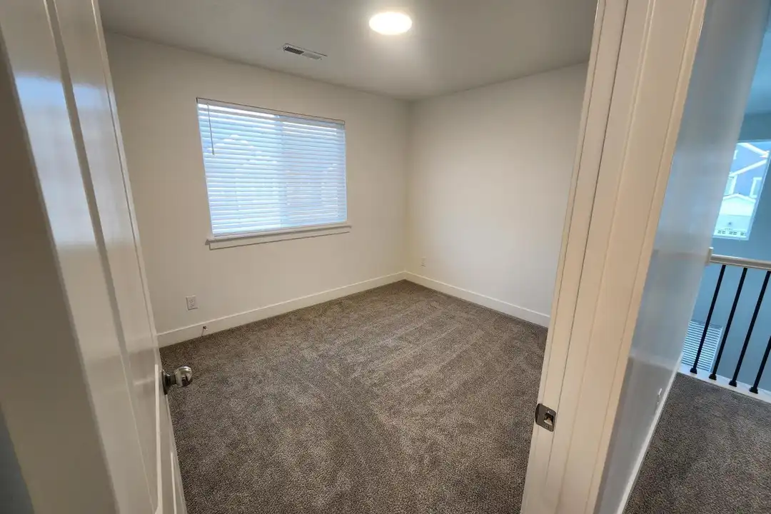 4142 W 2060 N – photo 1 of 11