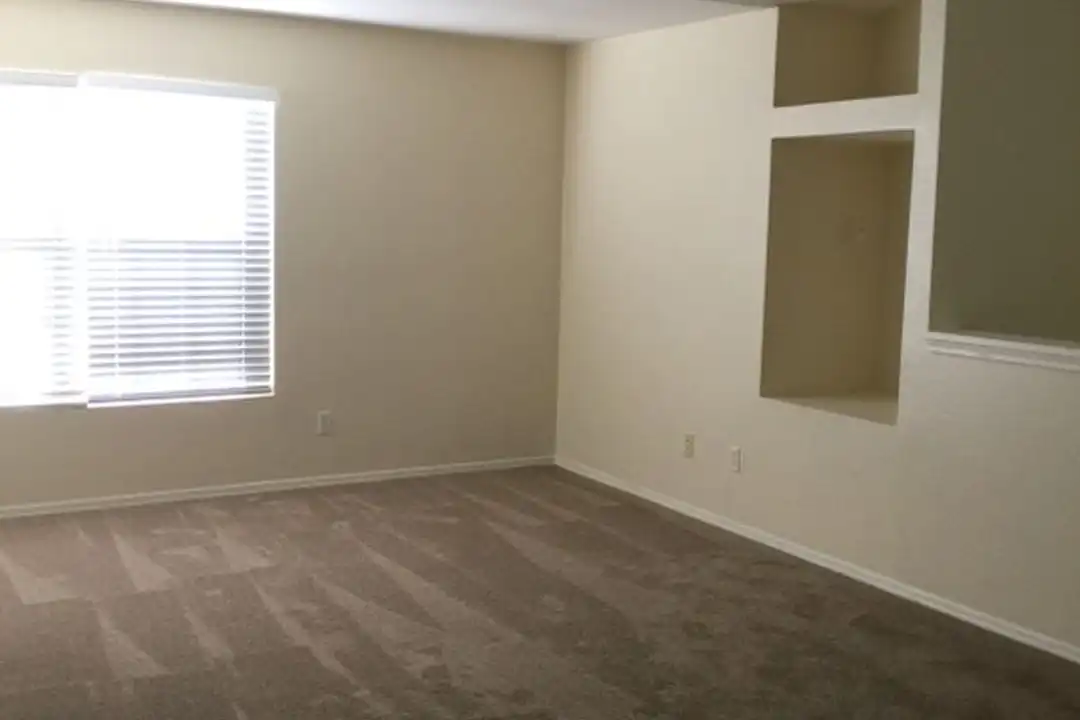 Apartment in Zephyrhills - View 2