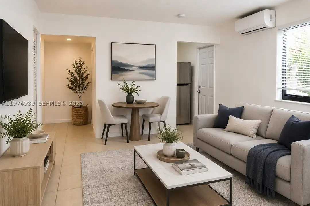 1035 SW 4th St #2 - View 4