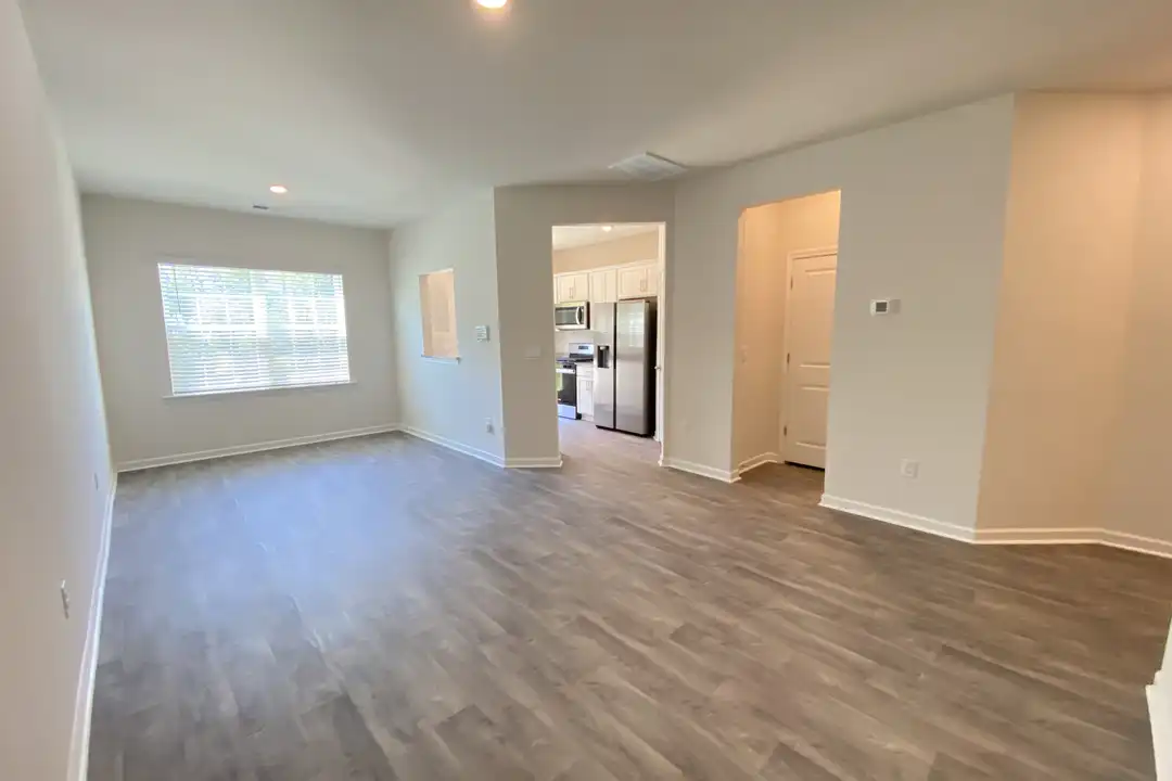112 Starlight St unit 1 - View 3