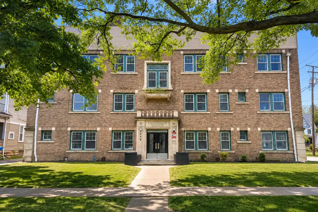 3773 W 33rd St unit Unit 28 – photo 1