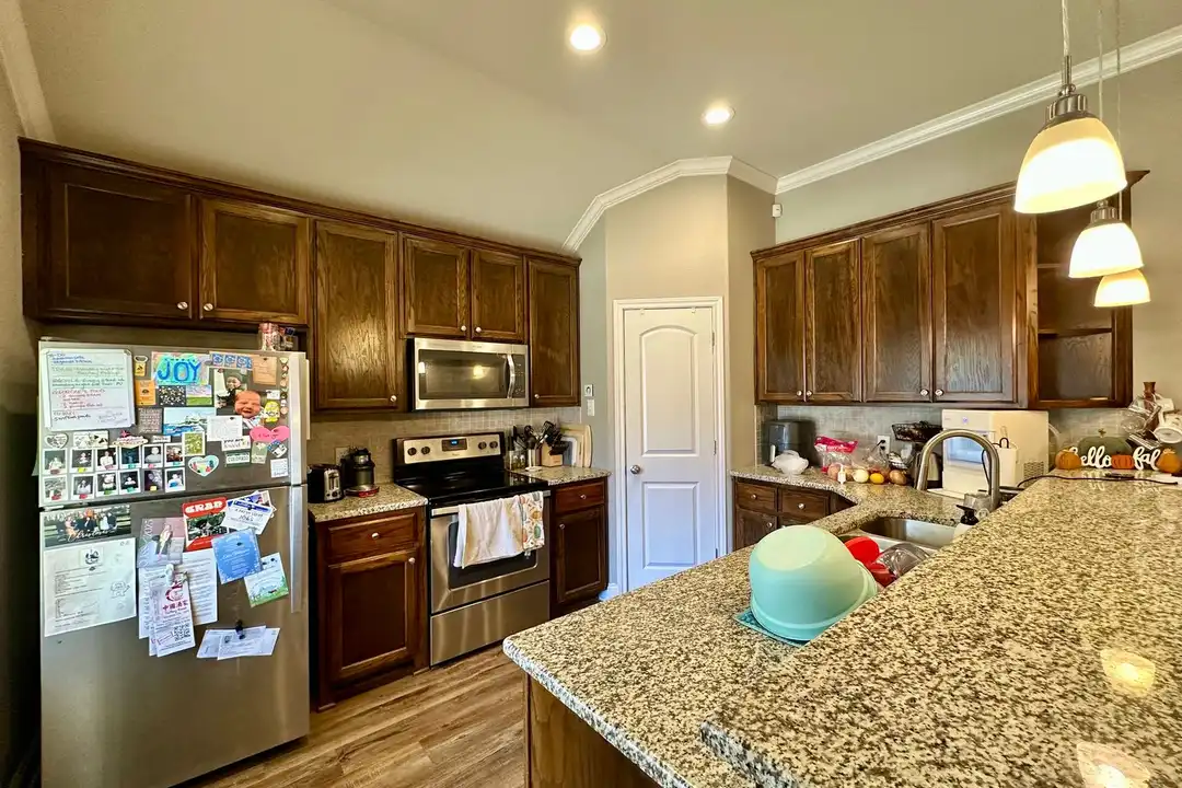 220 Church Ave - View 5