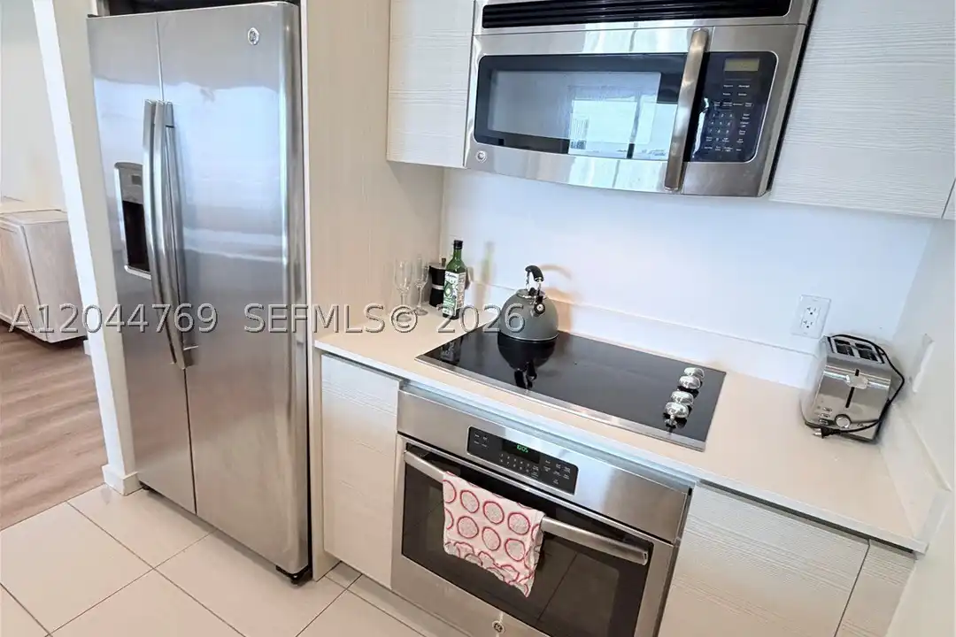 4250 Biscayne Blvd #1617 - More