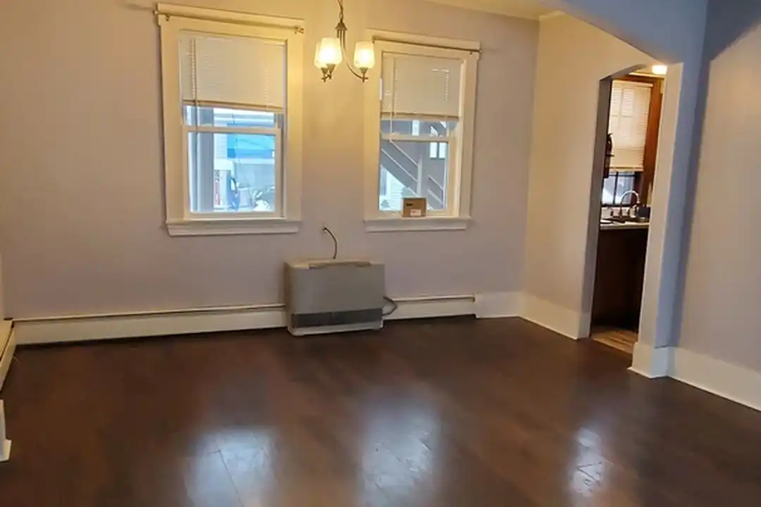 300 Lake St - View 2