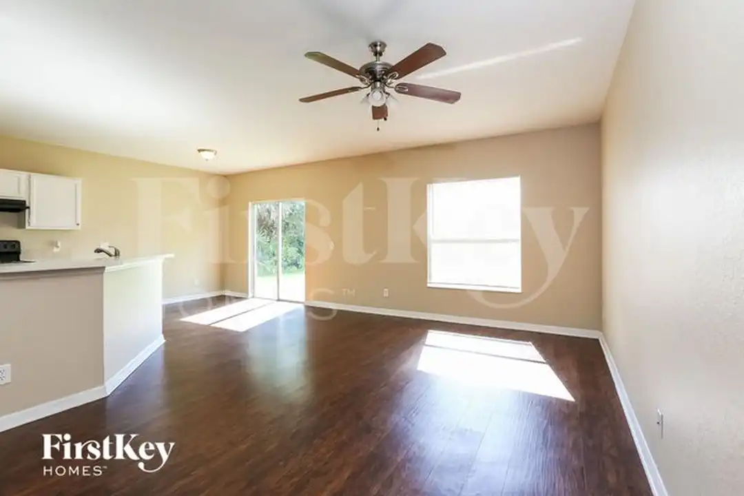 4220 S Cranberry Blvd - View 4